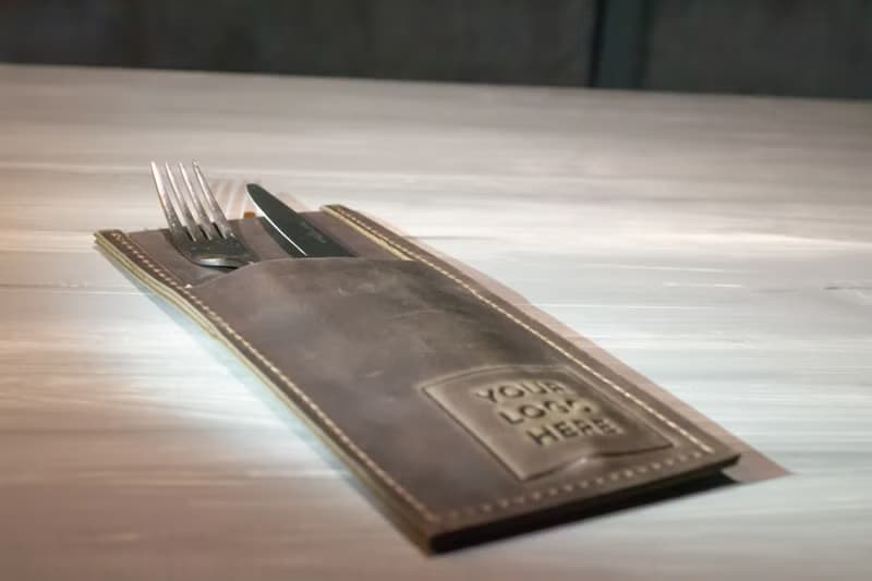 手工製作的竹製餐具皮革餐具架 環保可重複使用