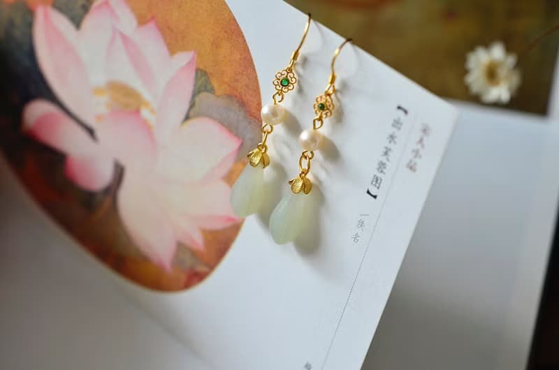 沁蘭  溫柔唯美的和田玉玉蘭花耳墜耳環耳飾