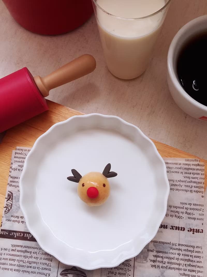 I 聖誕限定 I 袖珍麵包磁鐵 — 聖誕小麋鹿麵包