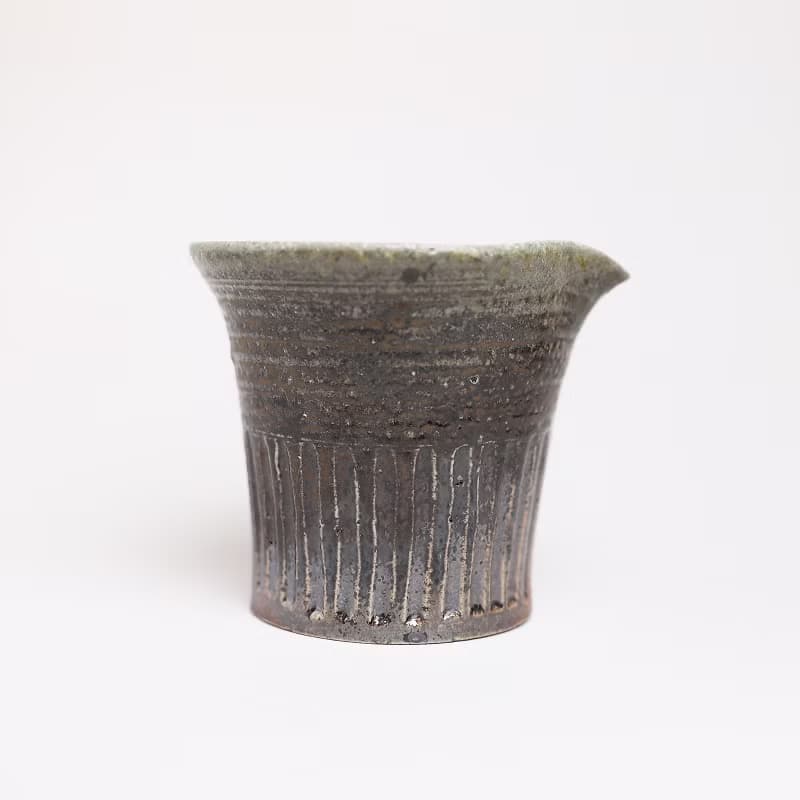 明芽窯 l 柴燒無釉刀紋茶海 公道杯 原色 落灰 茶具 陶器 H7