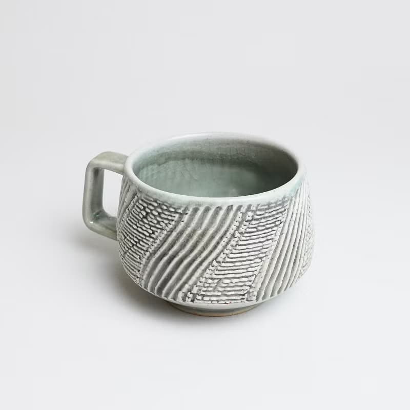 明芽窯 l 柴燒青瓷細紋把杯 咖啡杯 茶杯 水杯 陶藝品 H