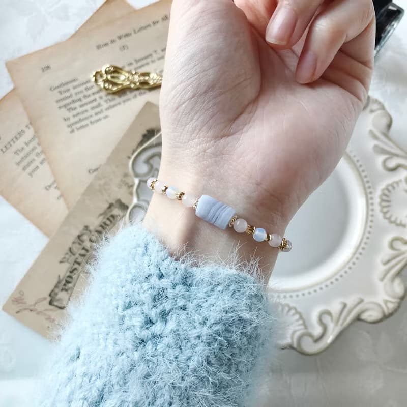 童心。馬粉 藍紋瑪瑙 蛋白石 摩根石 14K包金 水晶/天然石手鍊