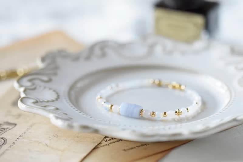 童心。馬粉 藍紋瑪瑙 蛋白石 摩根石 14K包金 水晶/天然石手鍊