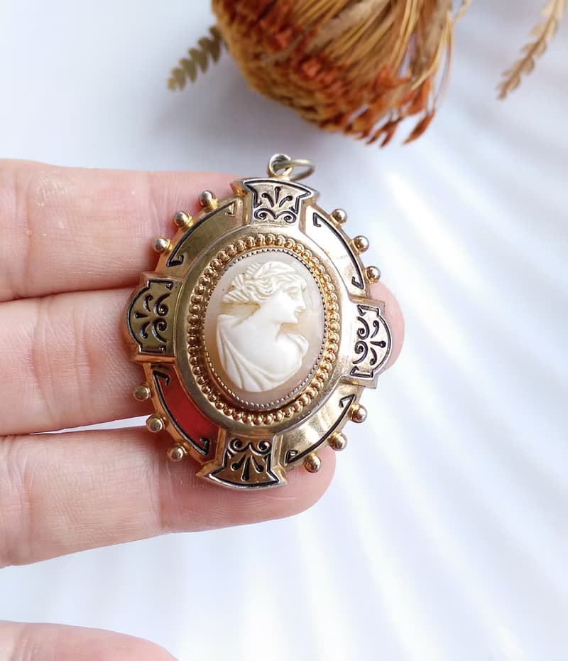 【西洋古董飾品 】古典 Cameo 貝雕 仕女 項鍊墜