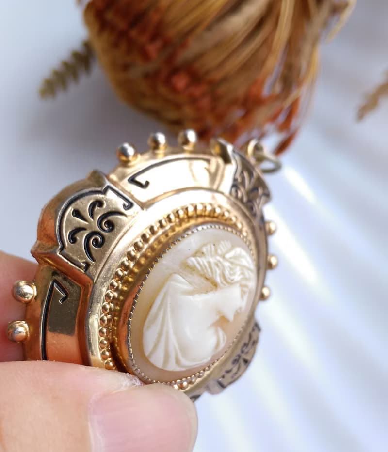 【西洋古董飾品 】古典 Cameo 貝雕 仕女 項鍊墜