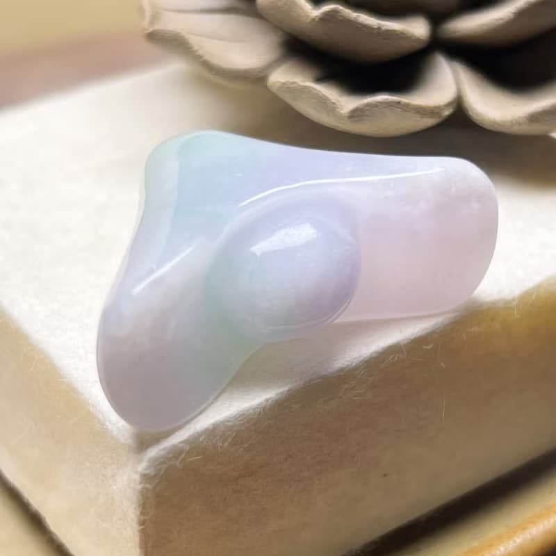 春帶彩翡翠元寶擺飾 | 天然緬甸玉A貨翡翠 | 送禮