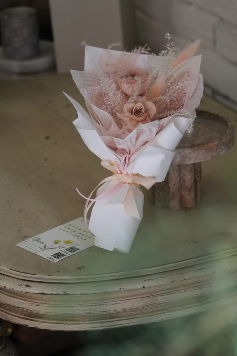 【藕粉色永生玫瑰花束】生日花禮/祝賀花束/永生花