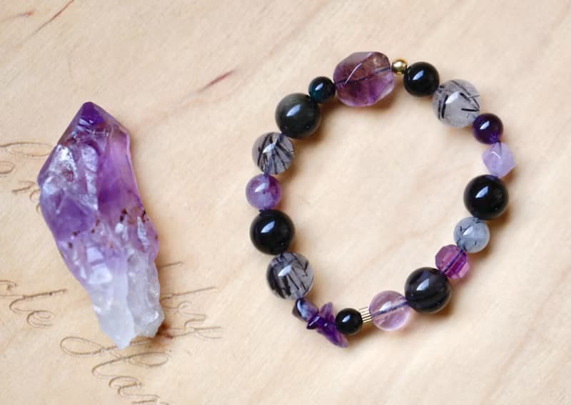 ||玄紫|| 脈輪能量智慧手鍊。黑曜石/黑髮晶/紫幽靈/薰衣草紫水晶