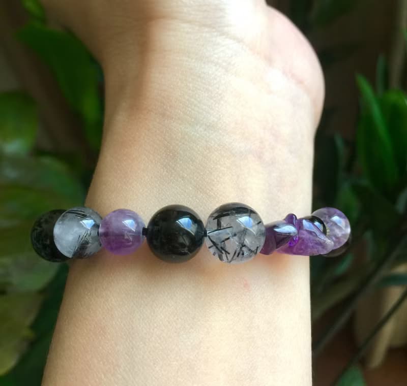 ||玄紫|| 脈輪能量智慧手鍊。黑曜石/黑髮晶/紫幽靈/薰衣草紫水晶