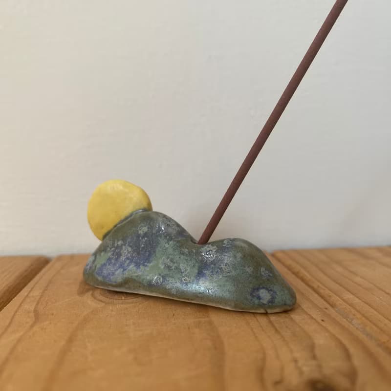 【タケ-TA KE Studio】山。線香座