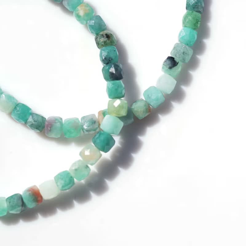 母岩つきエメラルドの一連ブレスレット　夏嶺 かれい
