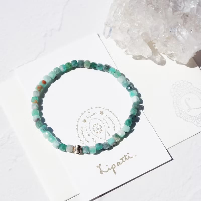 母岩つきエメラルドの一連ブレスレット　夏嶺 かれい