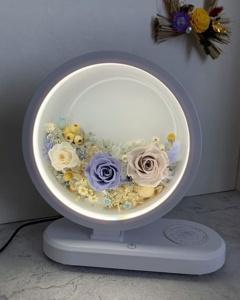 永生花藍芽音樂/手機無線充電/ 觸控式夜燈  三合一功能檯燈
