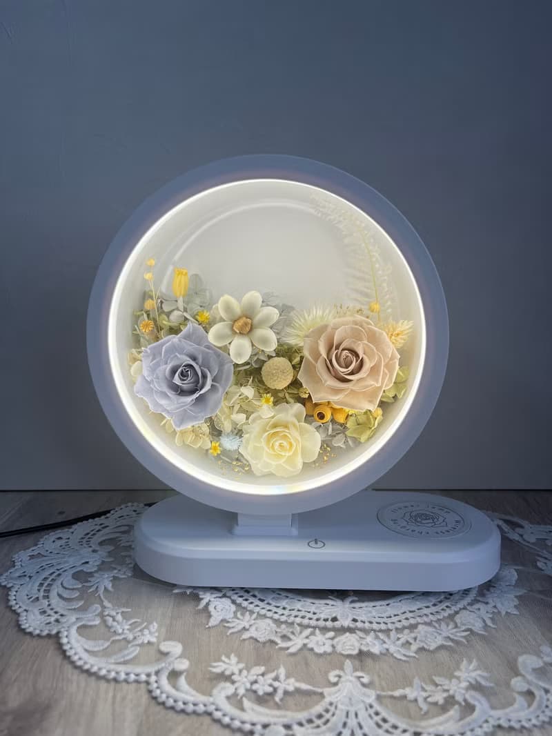 永生花藍芽音樂/手機無線充電/ 觸控式夜燈  三合一功能檯燈