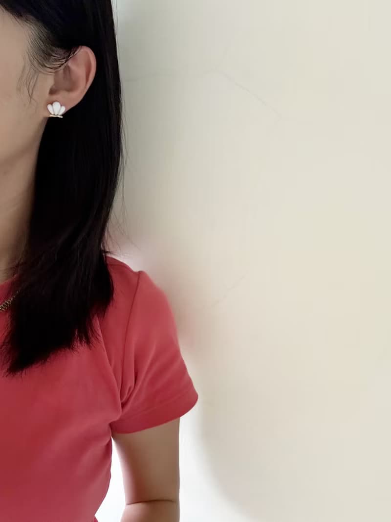 -古董70年代AVON白色牛角項鍊針式耳環套組 GATSBY