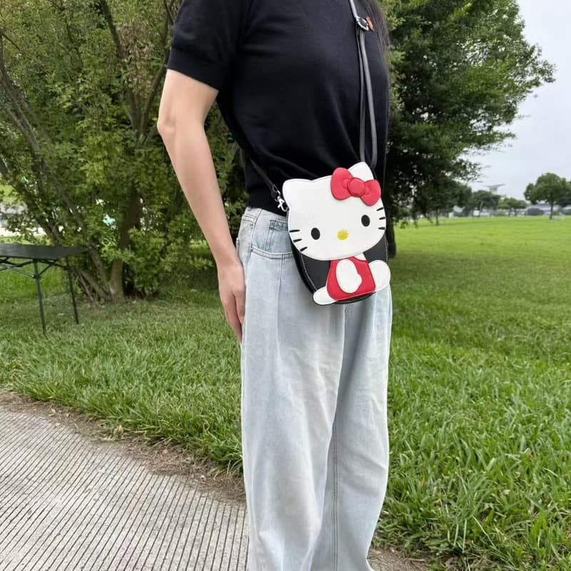 Hello Kitty x 酷樂村童趣造型斜背包/手機包  三麗鷗正版授權