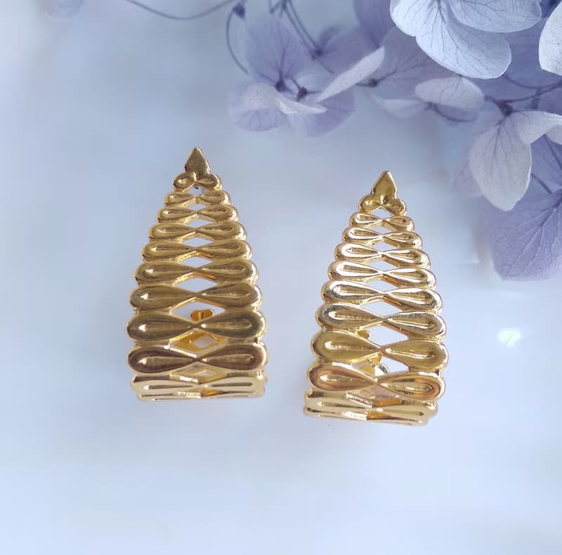Vintage Jewelry 西洋古董飾品 金色調 無限 針式耳環
