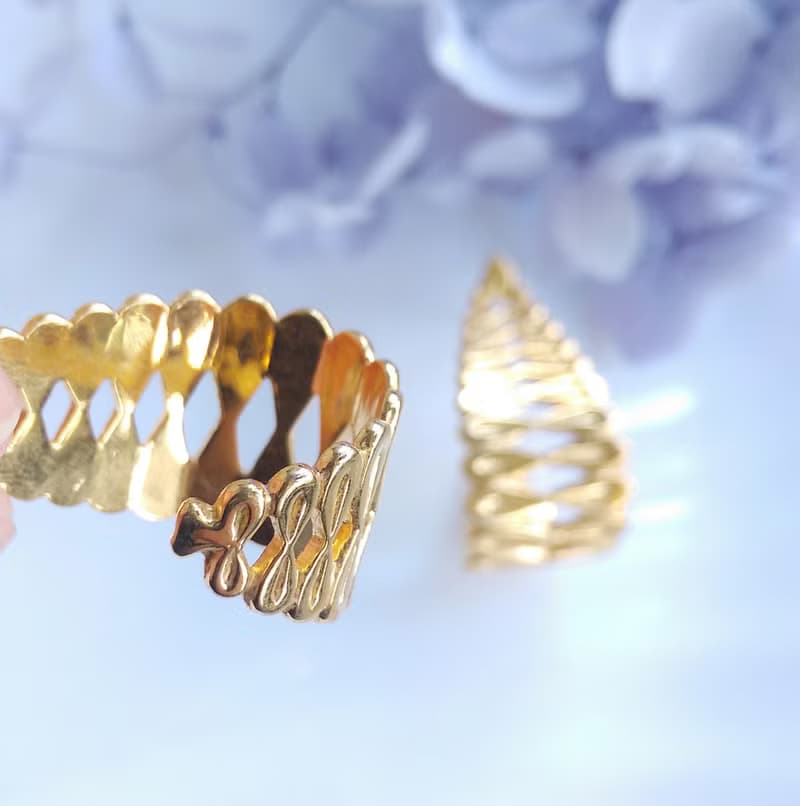 Vintage Jewelry 西洋古董飾品 金色調 無限 針式耳環