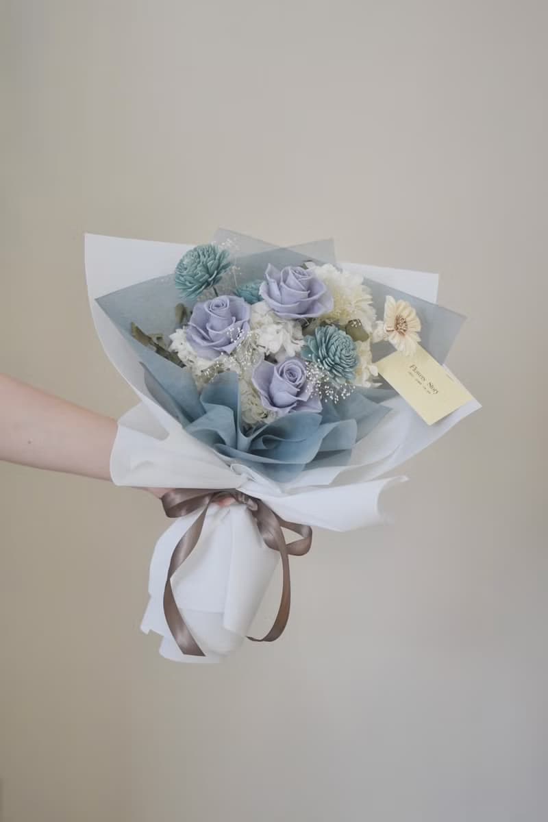 /乾燥永生花束藍色/儀式感 生日 永生花 求婚 登記 玫瑰