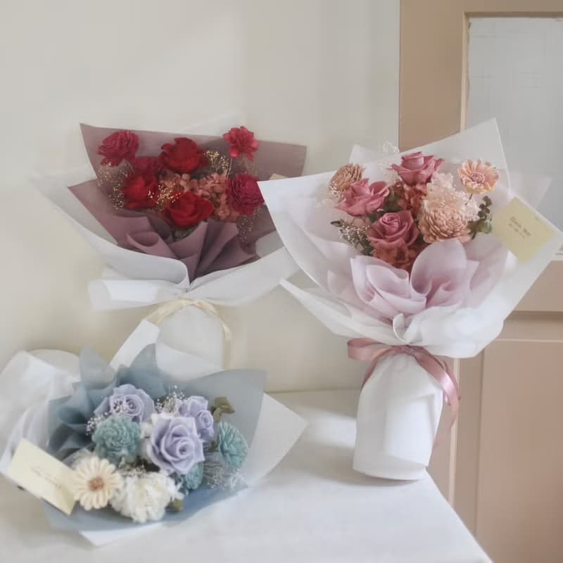 /乾燥永生花束藍色/儀式感 生日 永生花 求婚 登記 玫瑰