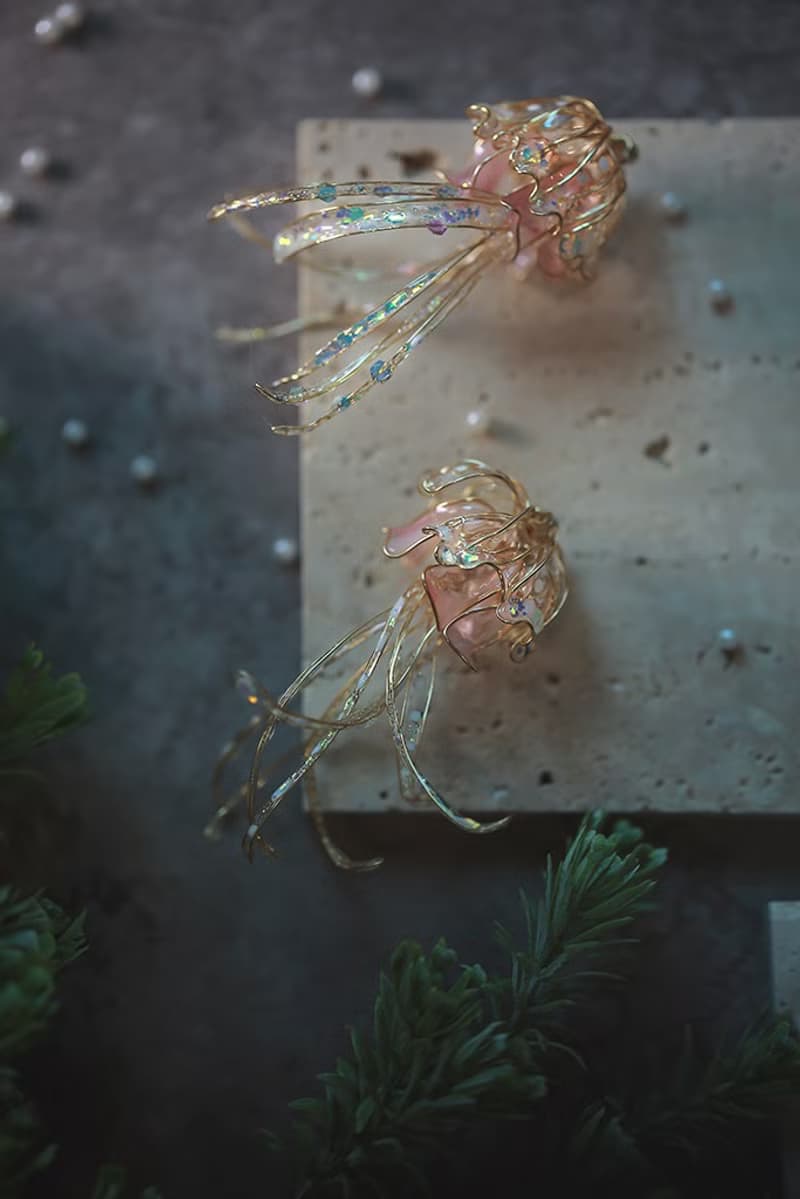 海洋樂園 泡泡水母 水晶花樹脂花耳環 可改純銀耳針/14K包金耳夾