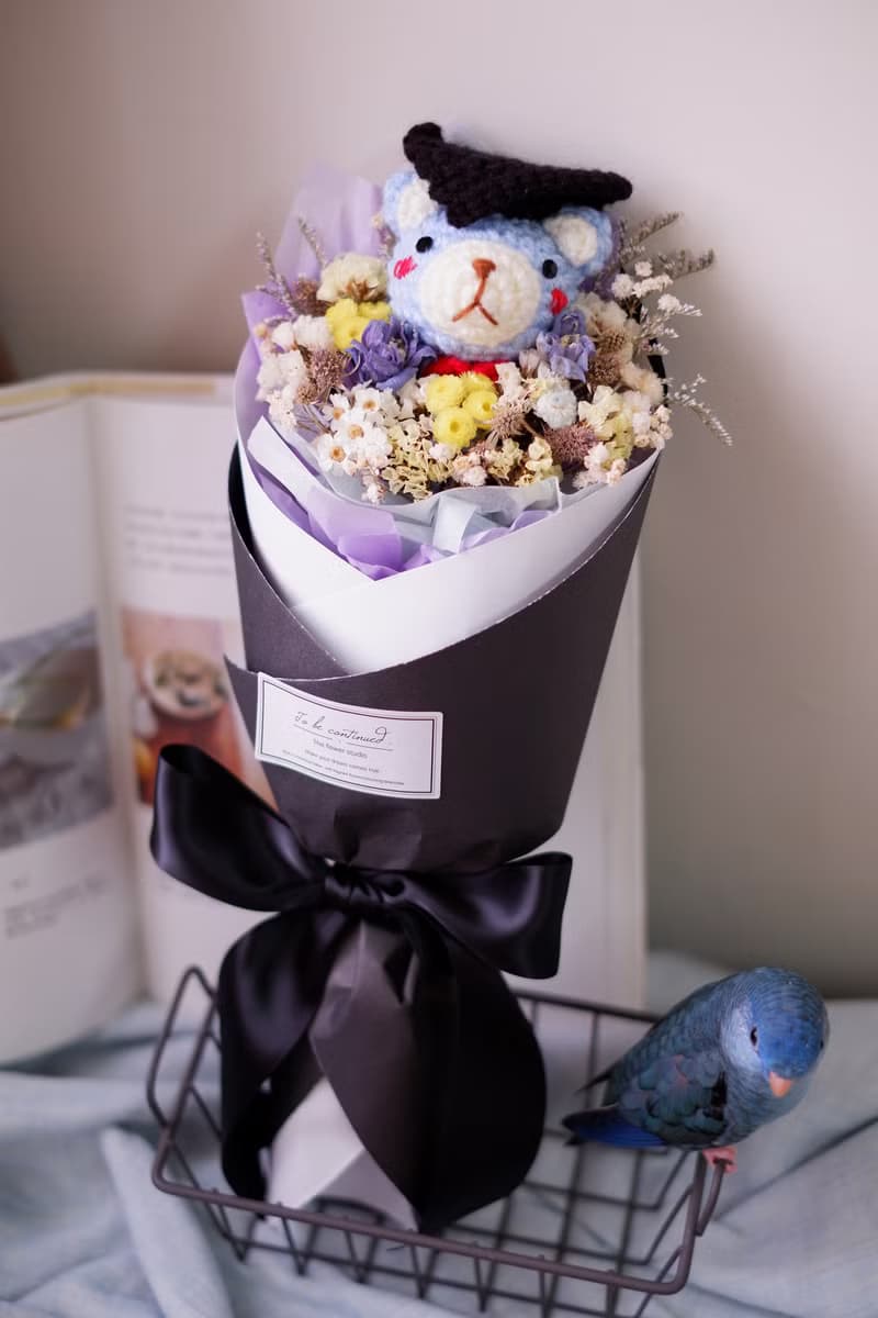 未完待續 | 手工 畢業熊乾燥花 長花束  鉤針娃娃 藍熊款 預購