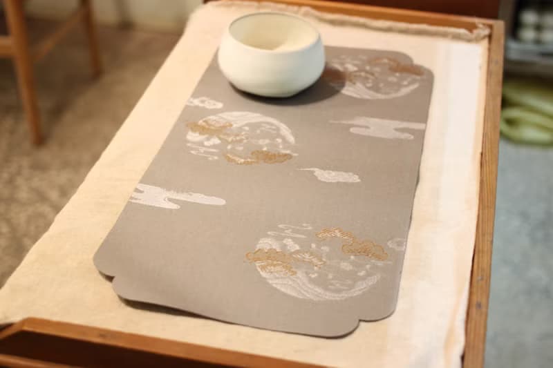 【母親節禮物】金絲雲鶴 乾泡墊 單面防水餐墊 24*48cm