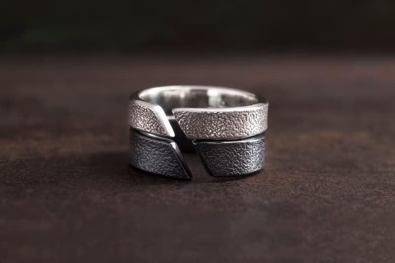 炭墨黑 革紋 純銀戒指 Emboss Texture Ring