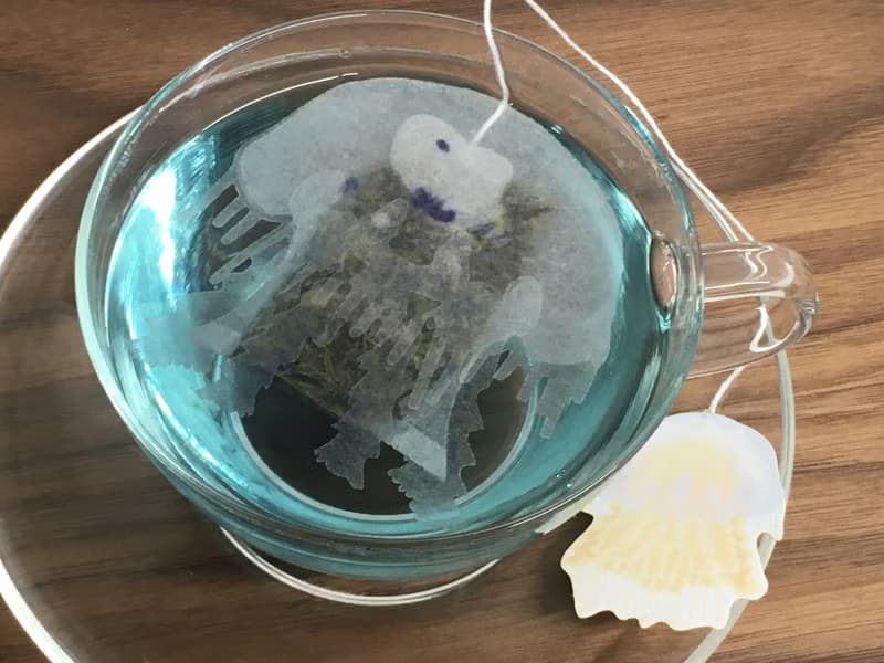 一套五個水母茶包、每套共五袋。