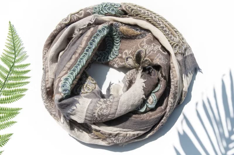 喀什米爾Cashmere/水煮羊毛披肩/針織圍巾/刺繡圍巾/羊絨披巾-花