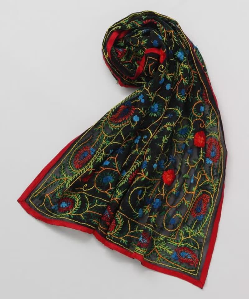 【熱門預購】手工重工薄透蕾絲刺繡披肩 圍巾 (5色) ISDP4801