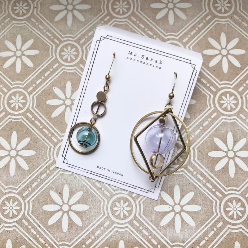 異國泡泡_黃銅耳環_墨綠與紫(可改夾)