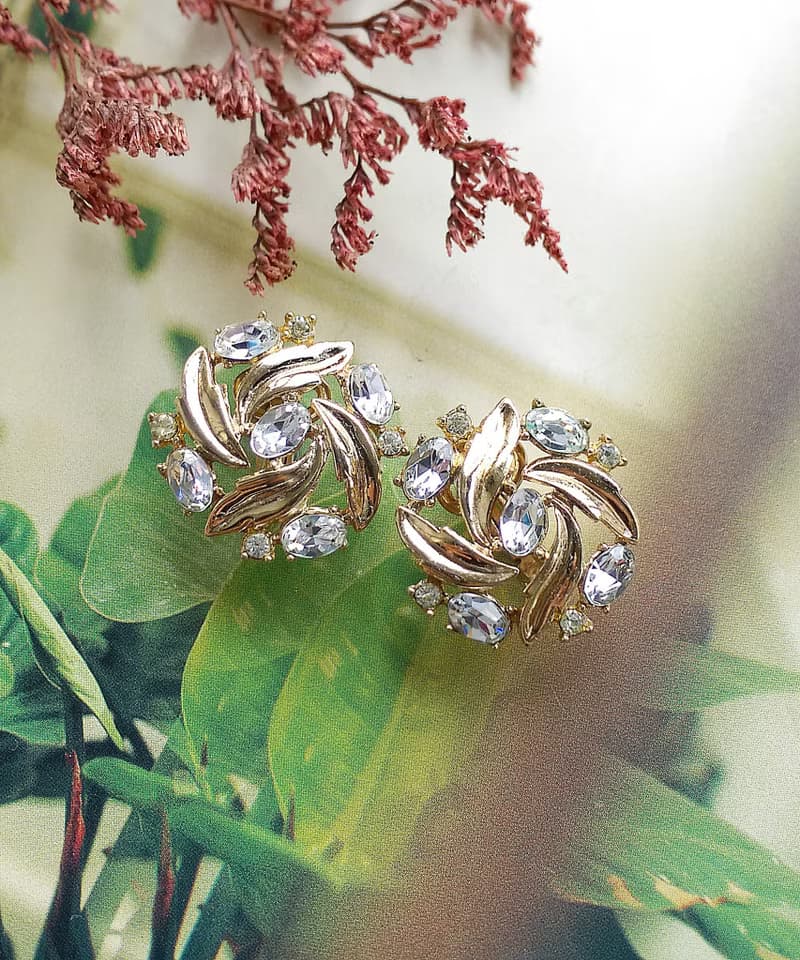 Vintage Jewelry 西洋古董飾品 TRIFARI 金葉 華麗風情 夾式耳環