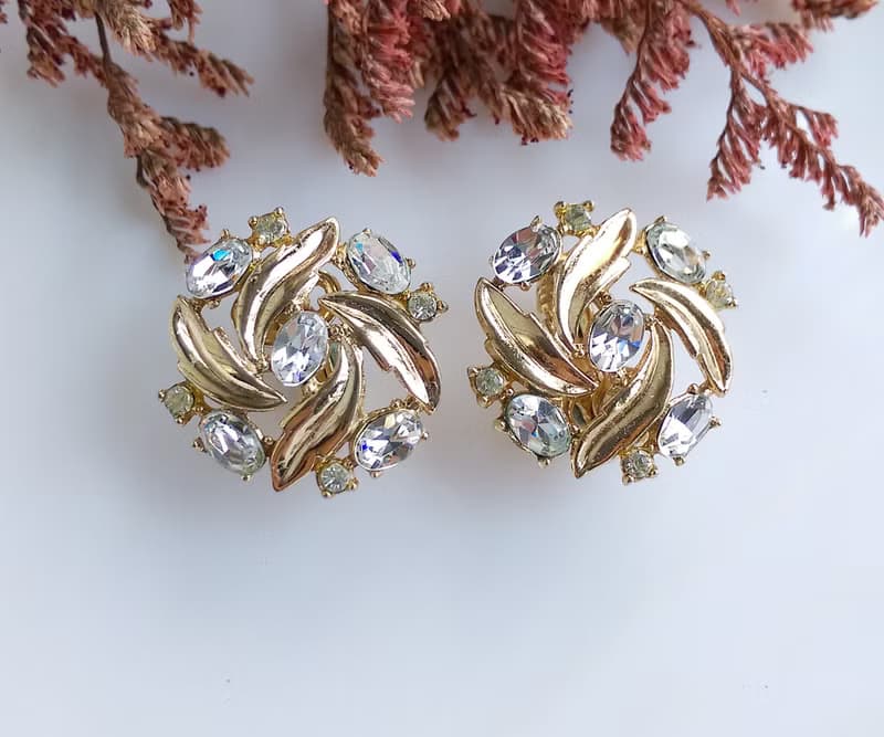 Vintage Jewelry 西洋古董飾品 TRIFARI 金葉 華麗風情 夾式耳環