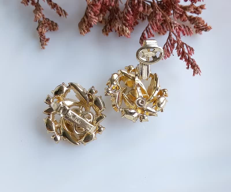 Vintage Jewelry 西洋古董飾品 TRIFARI 金葉 華麗風情 夾式耳環