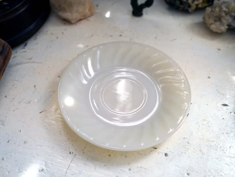 美國中古FIRE KING灰白玉色扭紋花邊茶杯碟子小食碟古董玻璃餐具