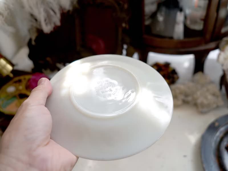 美國中古FIRE KING灰白玉色扭紋花邊茶杯碟子小食碟古董玻璃餐具