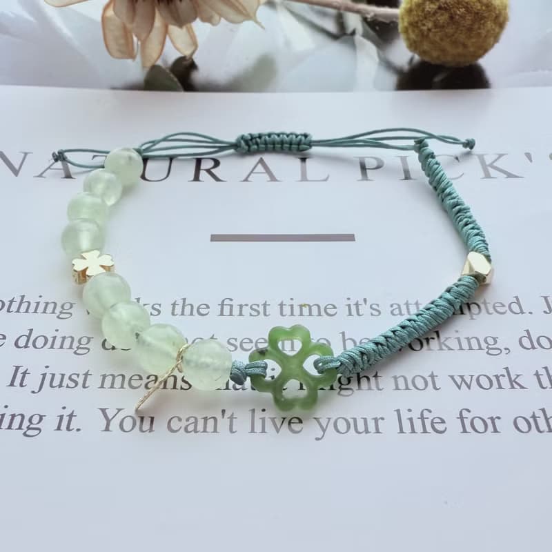 綠語之環手鍊・葡萄石、幸運草翠玉 、 編織羽葉原創設計