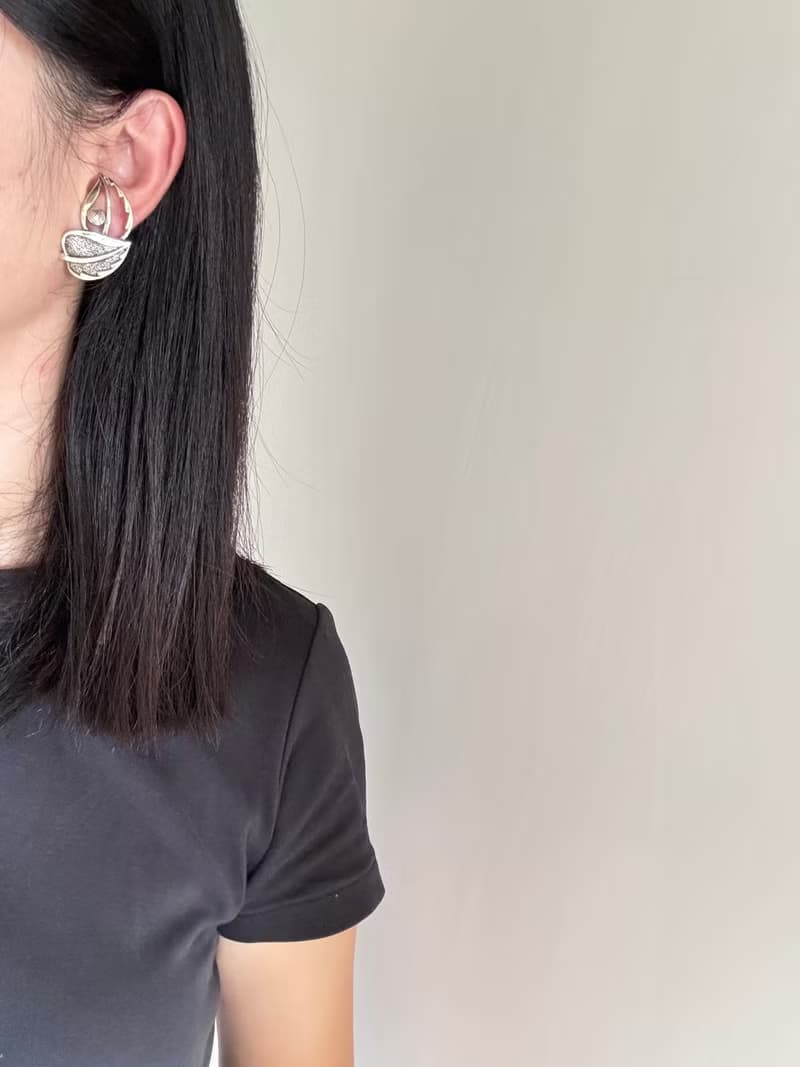 古董黑銀葉片夾式耳環 SARAH COV C1101