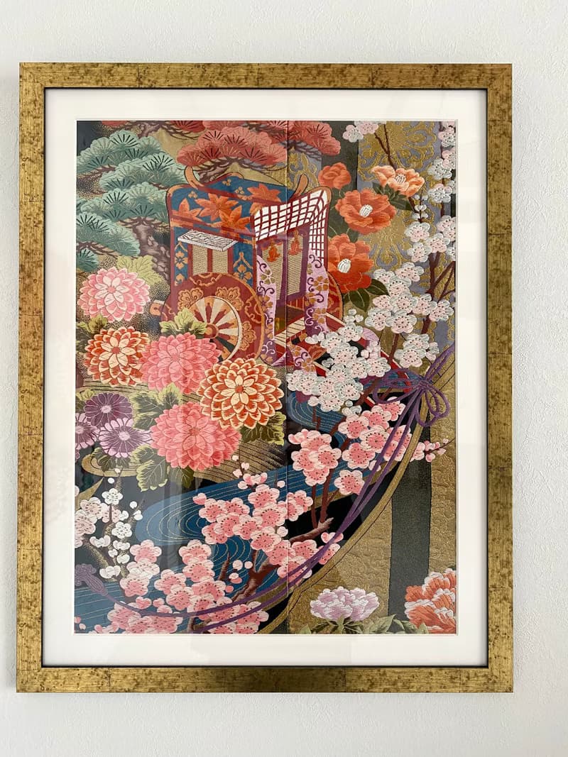 着物からつくるアートパネル052　和モダンインテリア　縁起物　御所車　贈答品　壁掛け　お祝い　着物リメイク