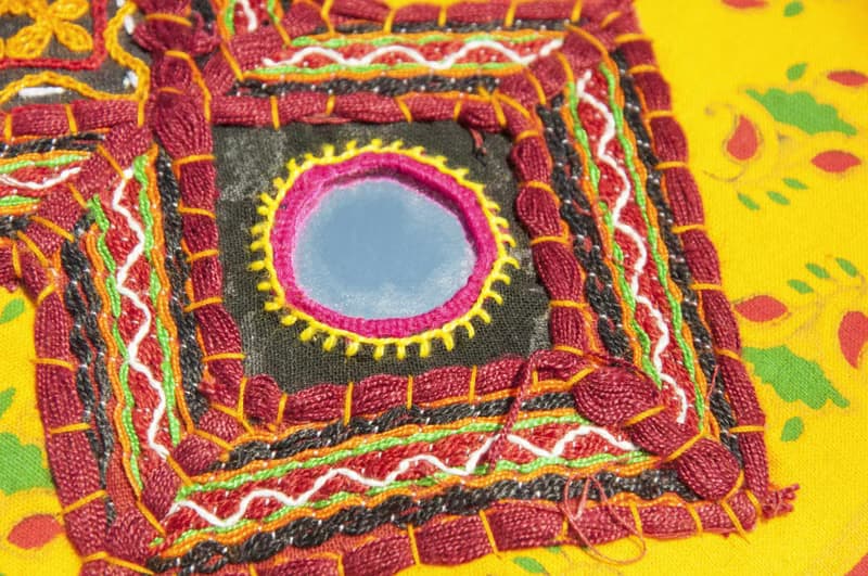 手工刺繡斜背包 民族風包 側背包 肩背包 手工包 刺繡包-黃色花朵