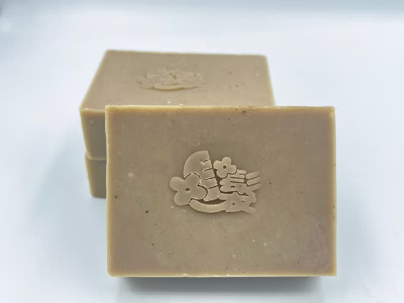 【卡蘿琳手工皂】何首烏養髮皂