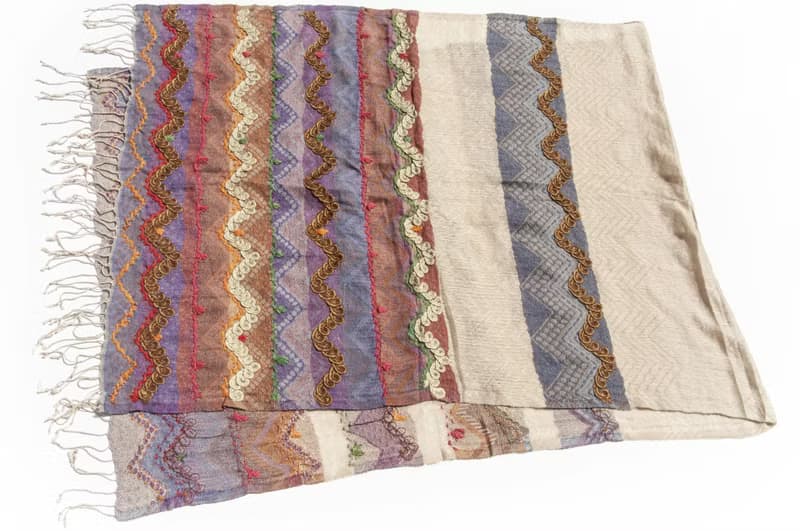 喀什米爾Cashmere/水煮羊毛披肩/針織圍巾/刺繡圍巾/羊絨披巾-花