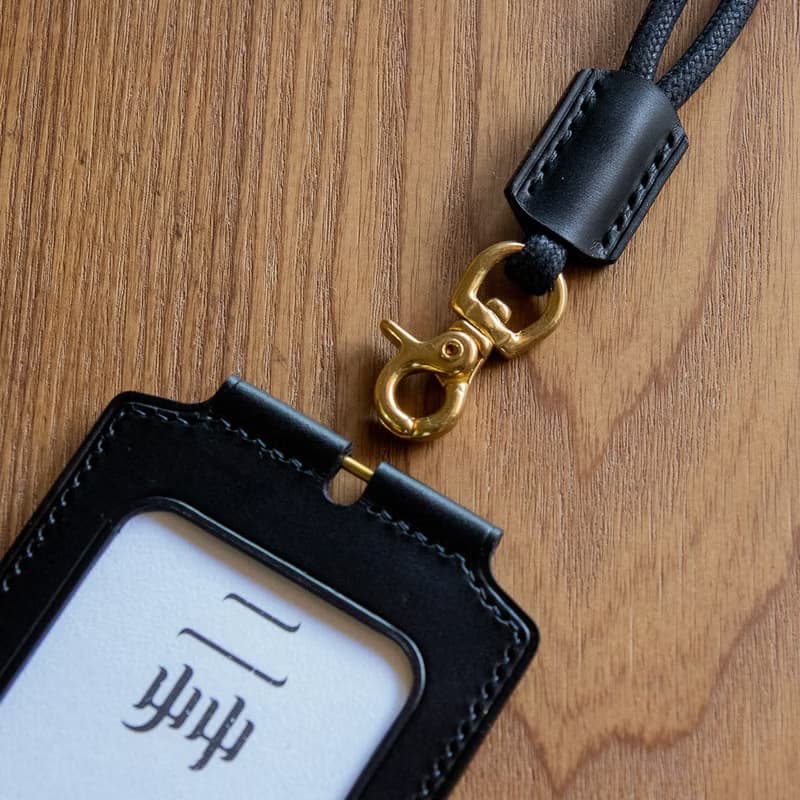 植物鞣手工皮革證件套 附頸繩 義大利皮革黑色 id card holder