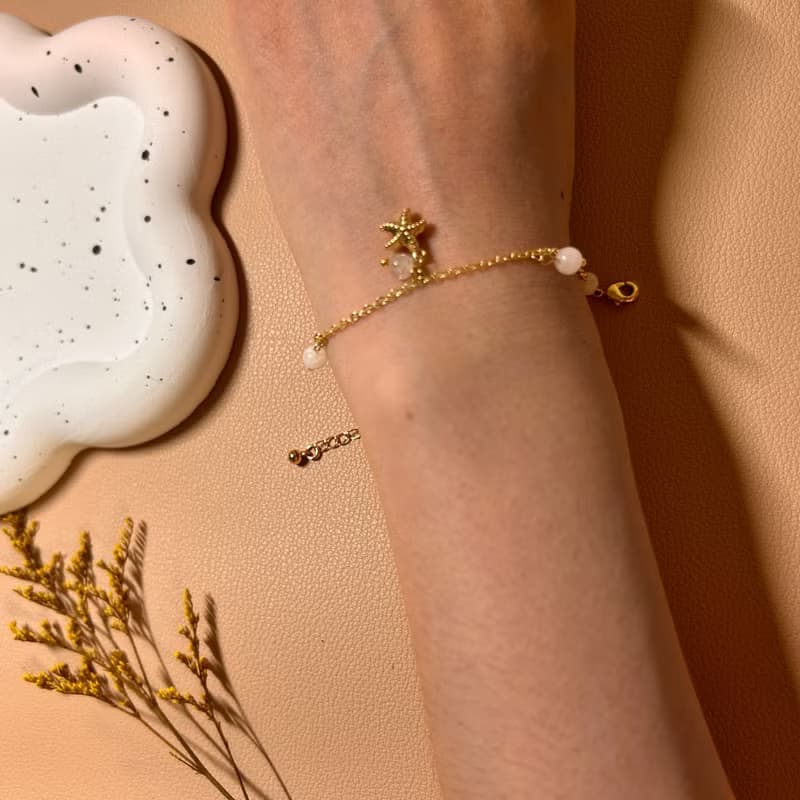 療癒系列No1. 被理解 14K金鍊 × 藍光月光石 × 海星-水晶手鍊