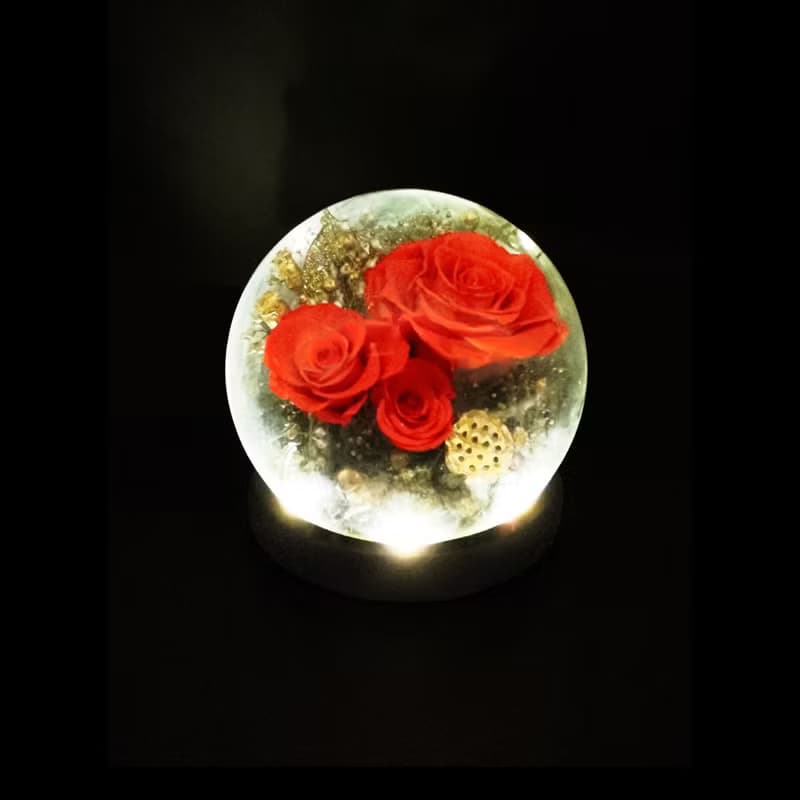 永生花水晶玻璃球擺設 - 金縷紅