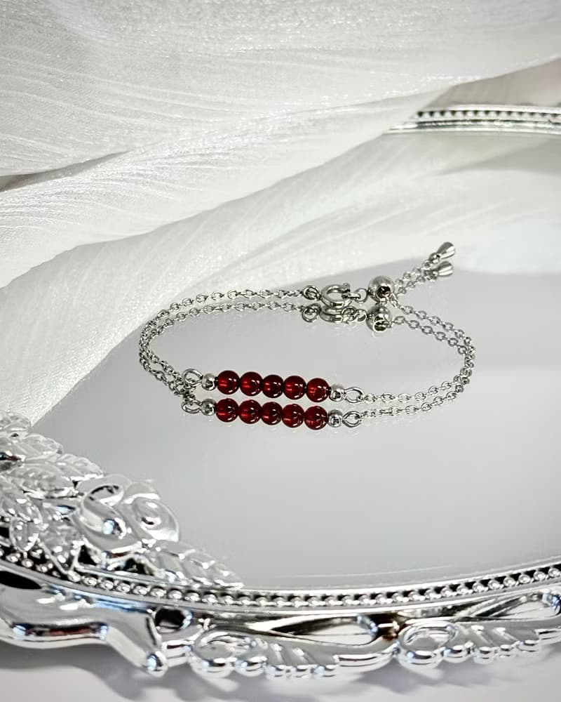 極細氣質紅石榴手鍊 - 醫療鋼/紅石榴石/絲滑可調式鍊