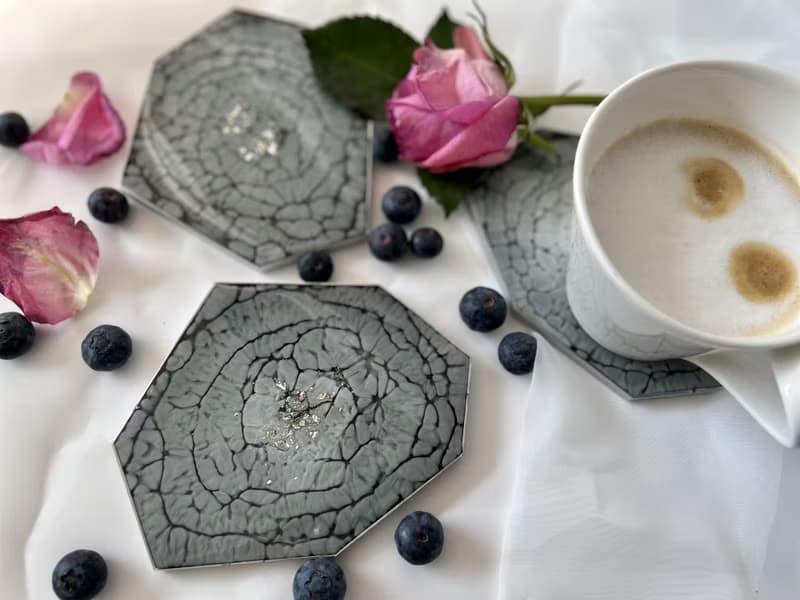 Grey hexagon coasters. Geometric modern coasters.喬遷禮物 杯墊 擺飾 家飾品 創作 世界でたった一つ