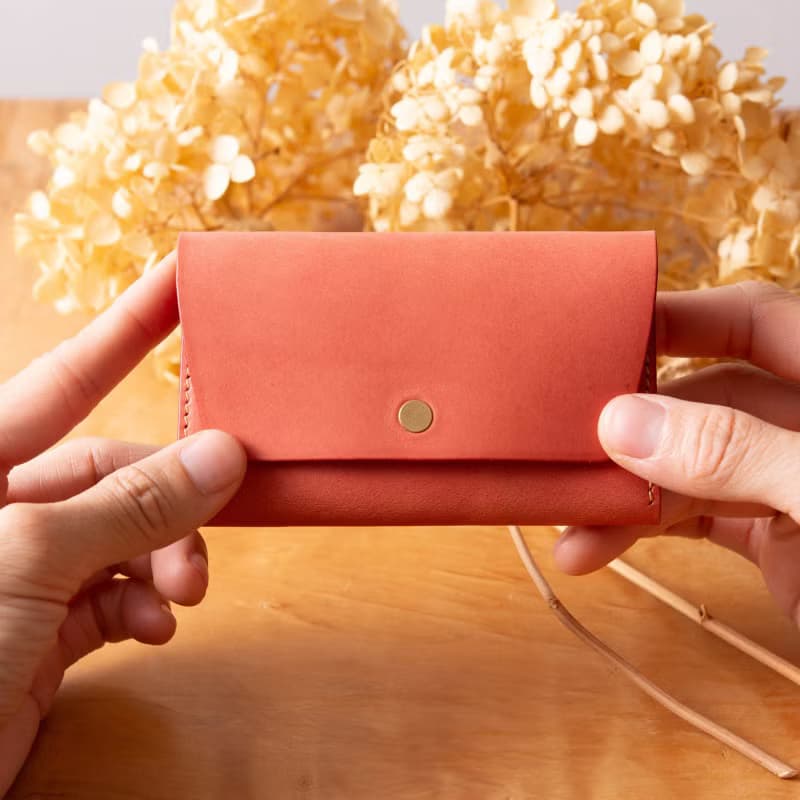 シンプルなマチつきカードケース 名刺入れ　Patan-card マチつき #Coral【入学祝】【就職祝】【カスタム可能なギフト】