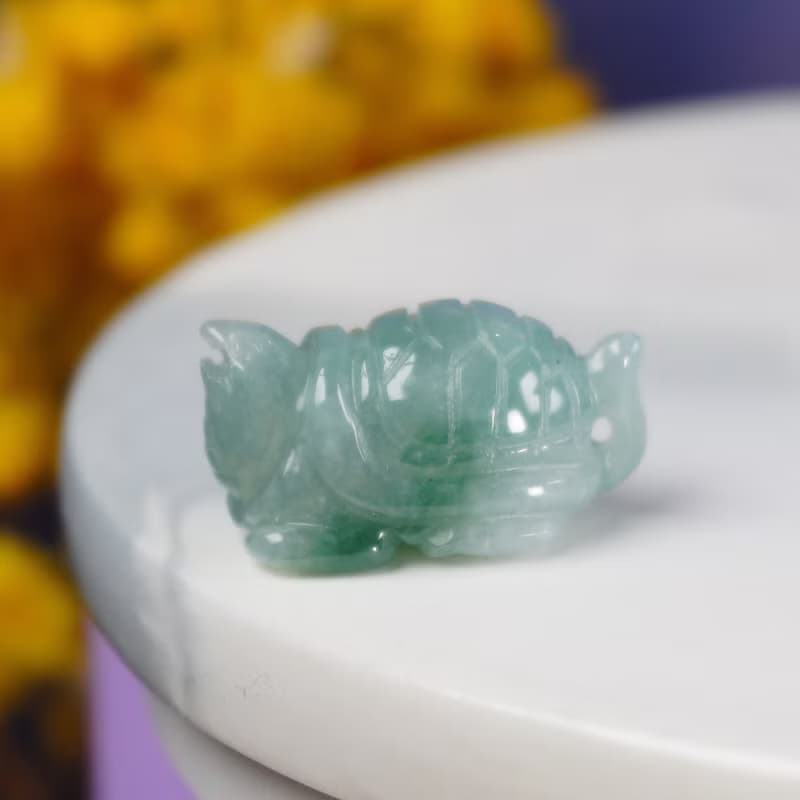 【吉祥‧長壽】冰綠飄花翡翠烏龜擺飾 | 天然緬甸玉翡翠A貨| 送禮